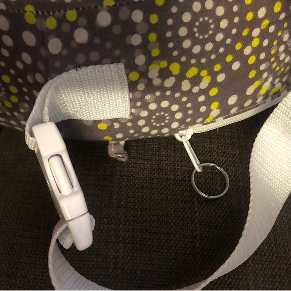 SOLD 🎉 My Brest Friend Nursing Pillow - Picture 4 of 4